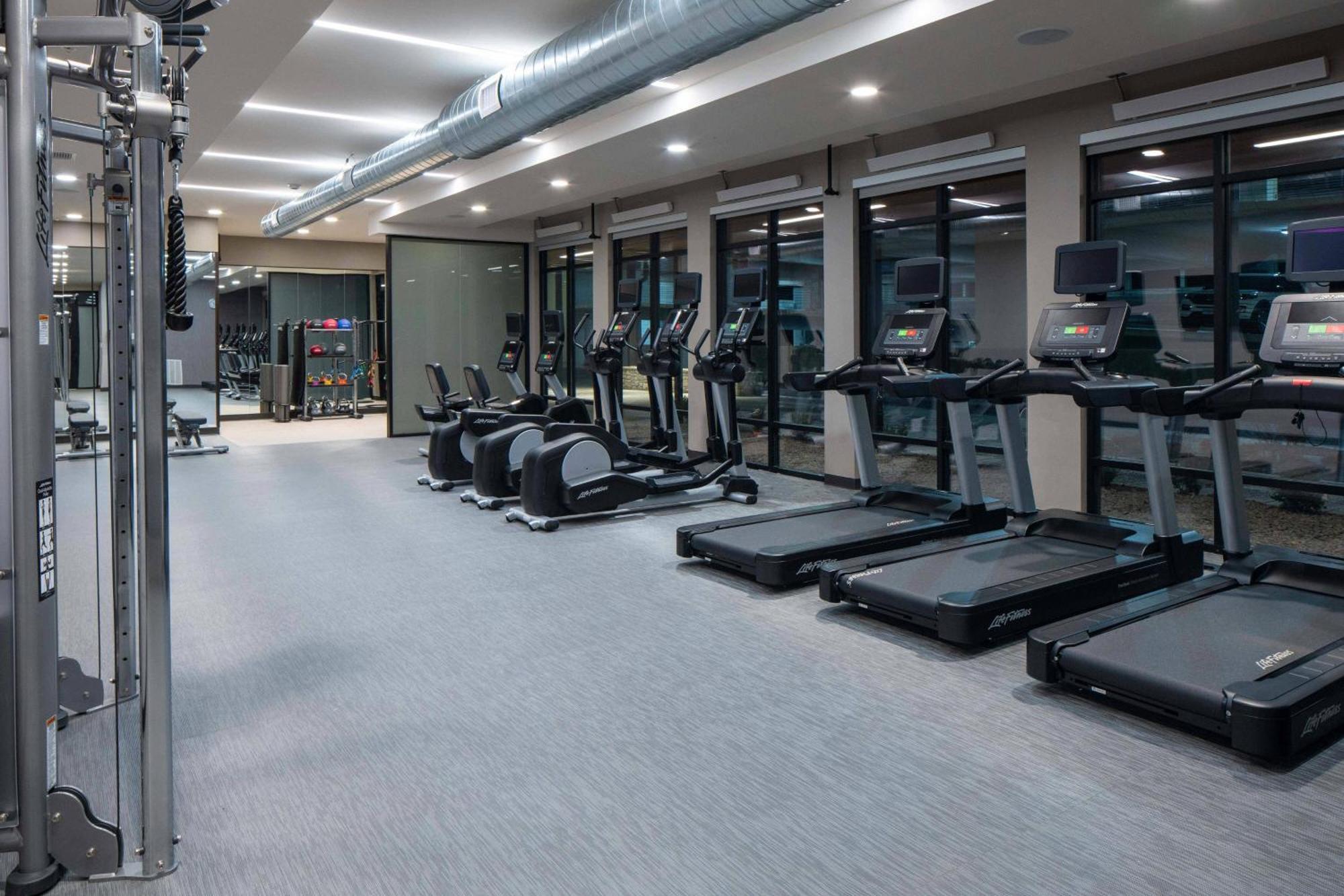 Courtyard By Marriott Jefferson City Extérieur photo
